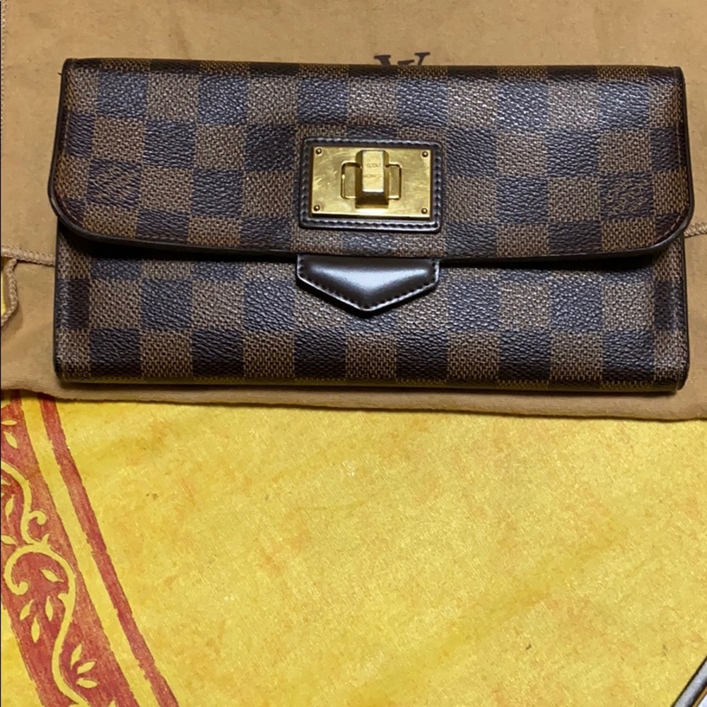 LV wallet